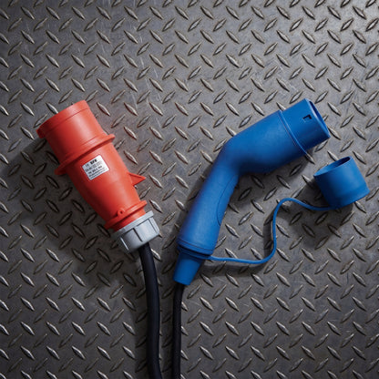 Voldt® Portable EV charger commando plug | 3 phase | 8A - 16A | 11kW + APP